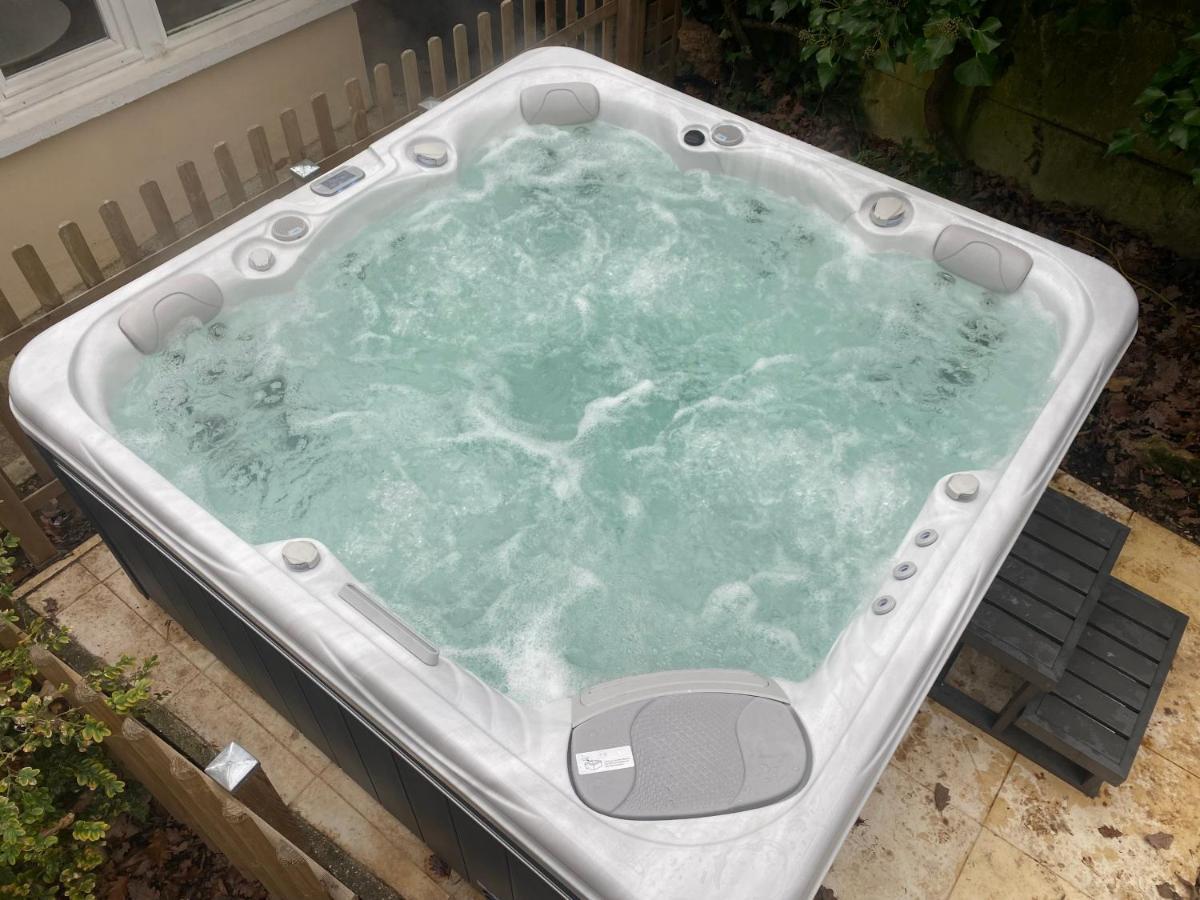 Maison Avec Jardin Et Jacuzzi Proche Polytechnique Palaiseau Eksteriør bilde